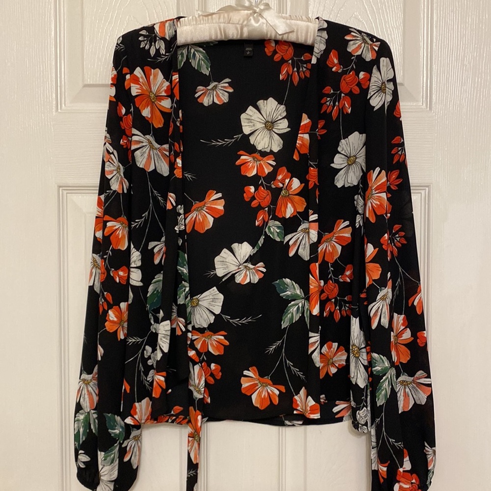 Express Blouse - Picture 10 of 12